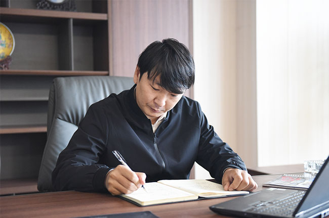 中譽鼎力山東大區經理李觀本 中譽鼎力山東大區經理李觀本