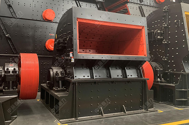 反擊錘式破碎機(jī)性能優(yōu)勢(shì) 反擊錘式破碎機(jī)性能優(yōu)勢(shì)