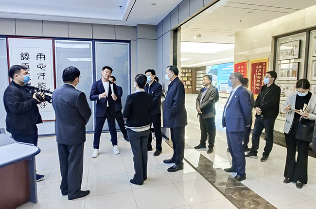 實地調研中譽鼎力綠色建材工業互聯網大數據中心