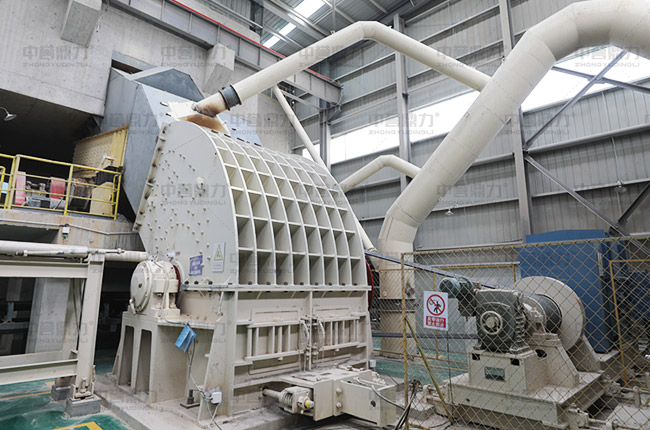 錘破使用現(xiàn)場.jpg 錘破使用現(xiàn)場.jpg