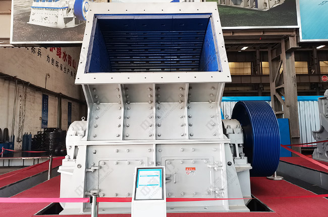 pcz2228重錘破,DLPCZ2228榔頭機,PCZ2228錘式碎石機