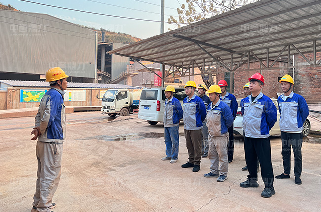 運(yùn)營團(tuán)隊.jpg 運(yùn)營團(tuán)隊.jpg