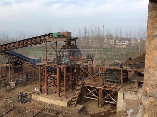 安徽池州青陽縣砂石生產(chǎn)線現(xiàn)場一隅