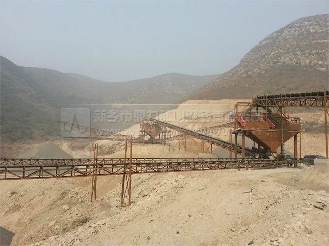 振動篩在砂石生產(chǎn)線中的作用