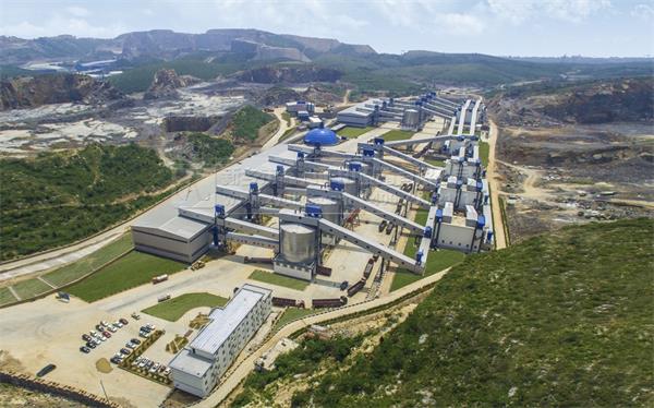 綠色環(huán)保型采石場