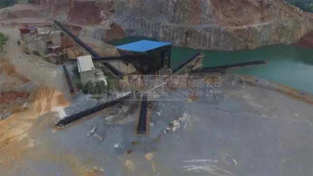 華日礦業(yè)采石場航拍圖