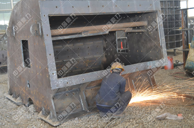 錘式碎石機生產現場