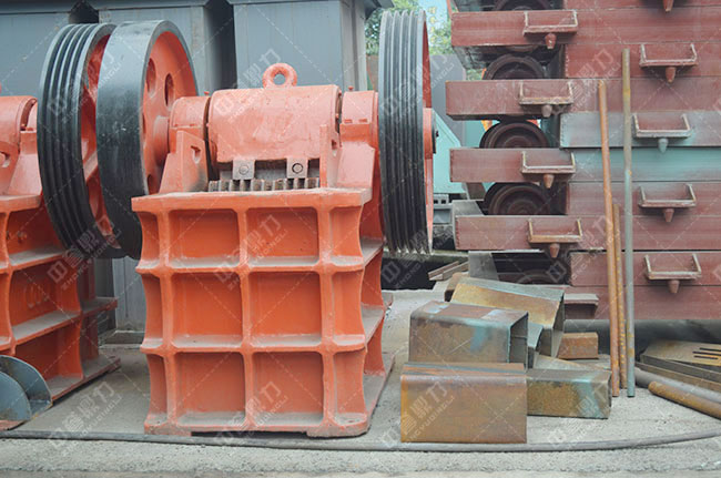 混凝土粉碎機械價格