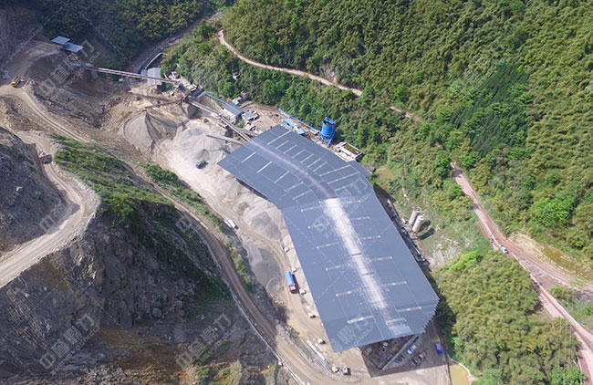 大型石子破碎機生產(chǎn)線