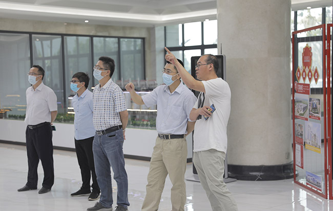 觀看中譽(yù)鼎力典型項(xiàng)目宣傳片